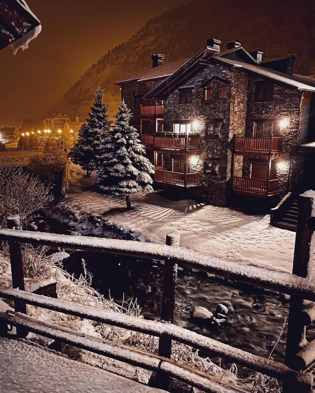 Apartamento Valle De Incles Orenetes Wifi Y Parking Gratuito Soldeu Zewnętrze zdjęcie